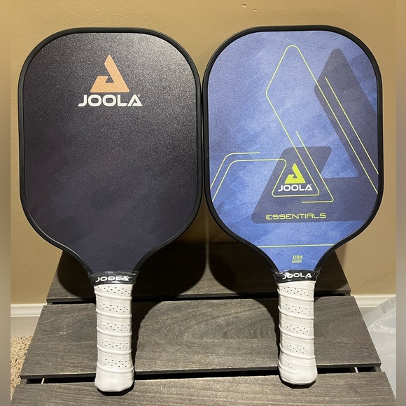 JOOLA Essentials Pickleball Paddle Set - Black and Gray - Picture 2 of 15